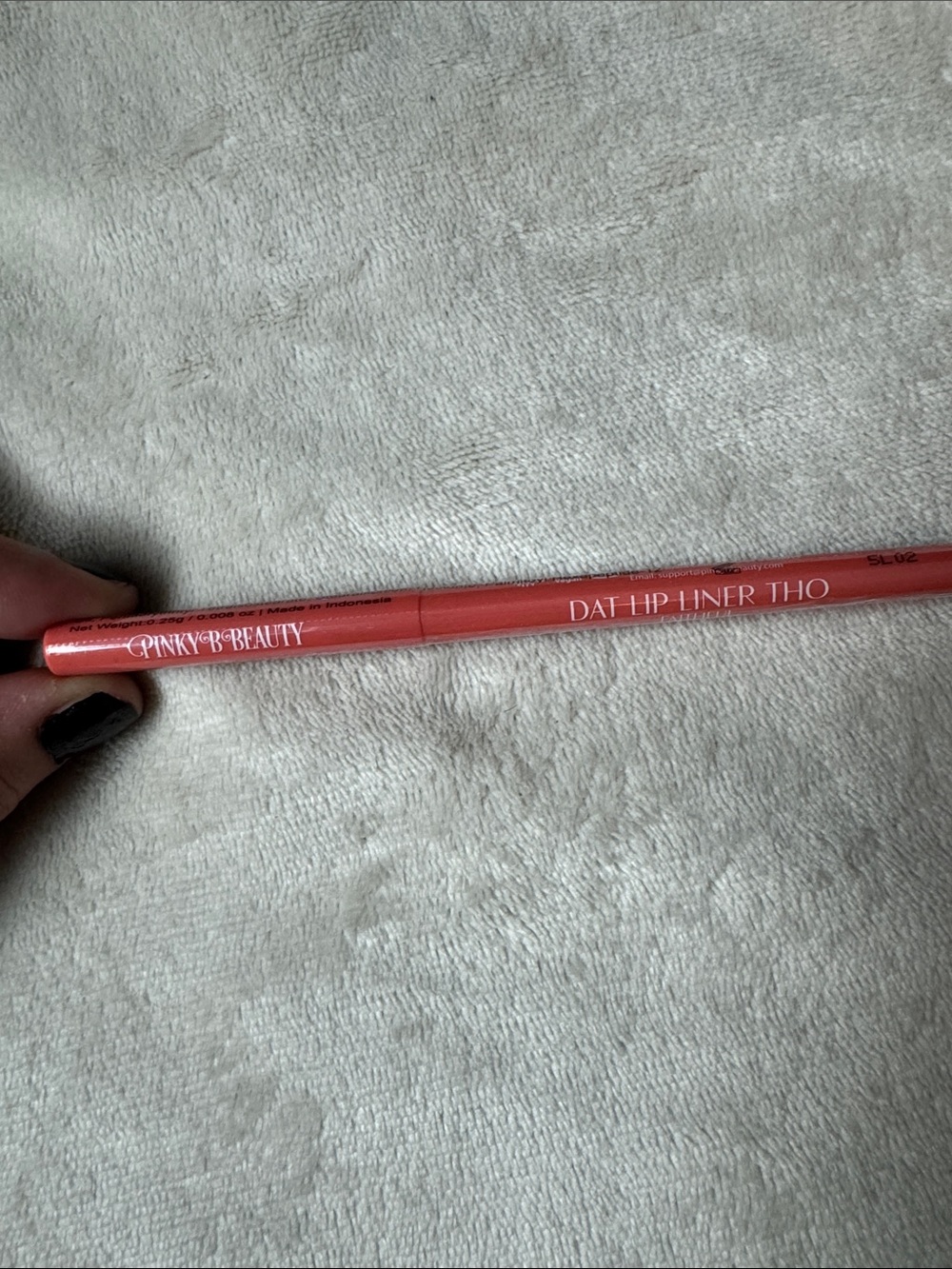 Pinky Coral Lip Liner Pencil